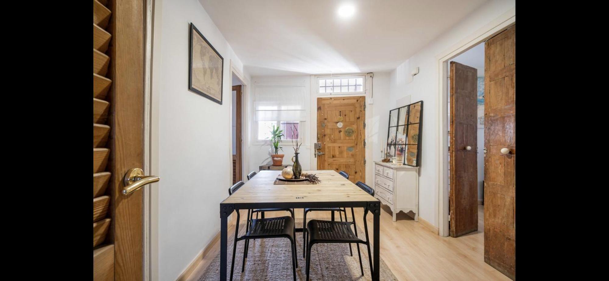 Apartment In Monumental Square Madrid Center Exteriör bild