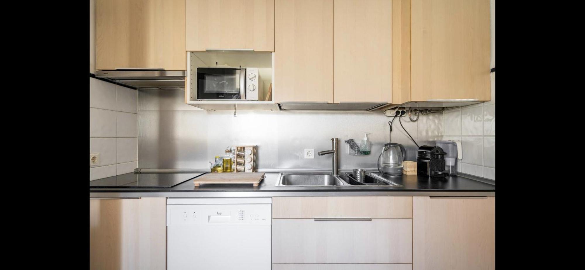 Apartment In Monumental Square Madrid Center Rum bild