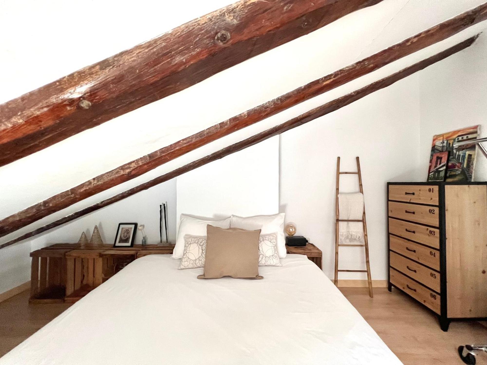 Apartment In Monumental Square Madrid Center Rum bild